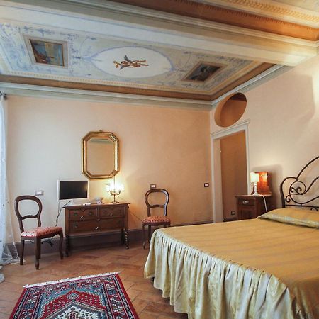 Bed and Breakfast Antica Residenza Cicogna Сиена Экстерьер фото