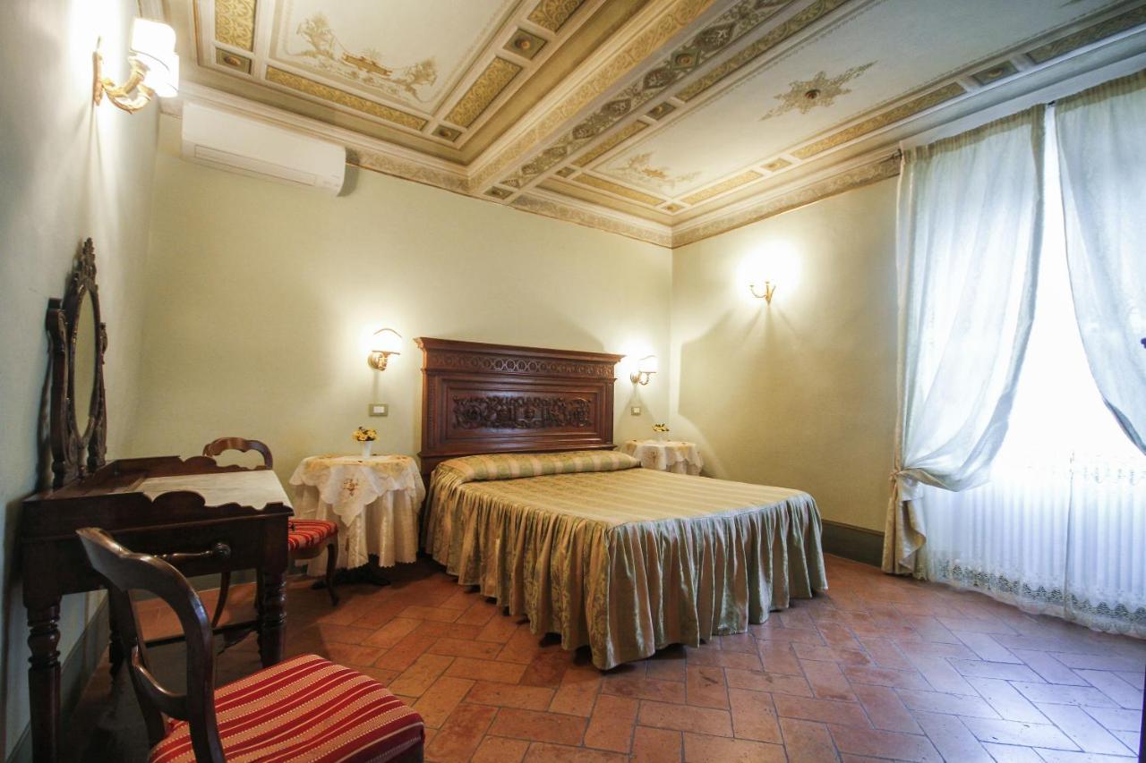 Bed and Breakfast Antica Residenza Cicogna Сиена Экстерьер фото